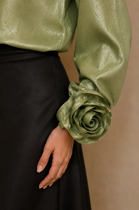GREEN ROSETTE SHIRT