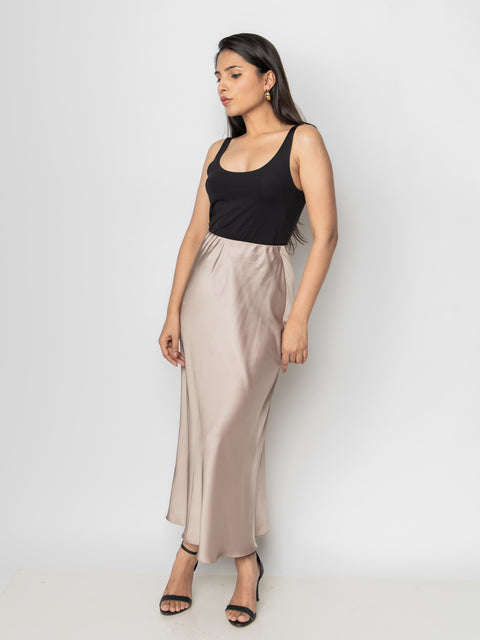 CHAMPAGNE SATIN FLUID SKIRT
