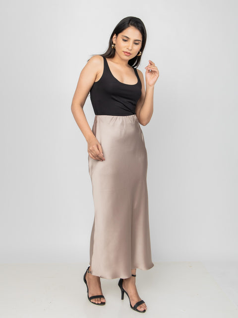 CHAMPAGNE SATIN FLUID SKIRT