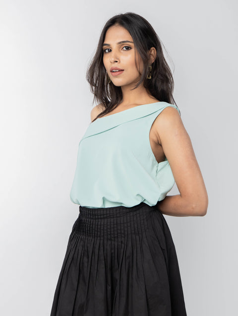 GREEN ONE SHOULDER TOP