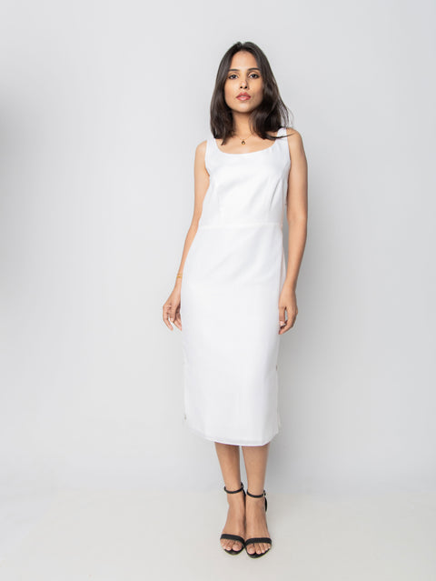 WHITE LINEN STRAIGHT FIT DRESS