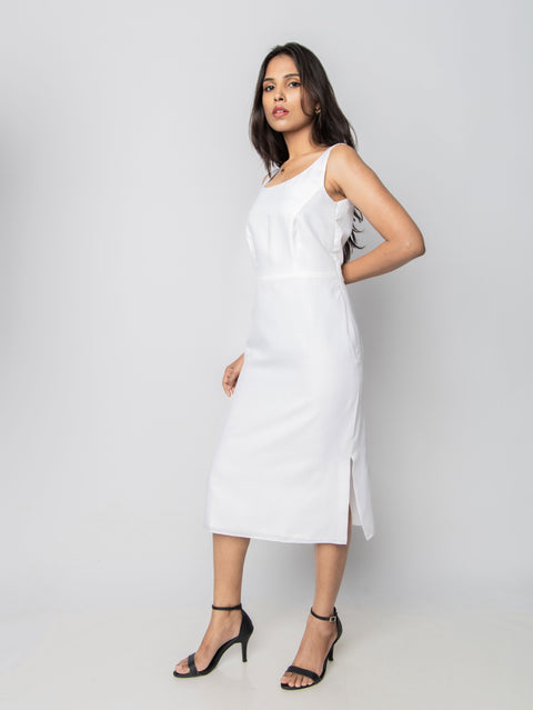 WHITE LINEN STRAIGHT FIT DRESS