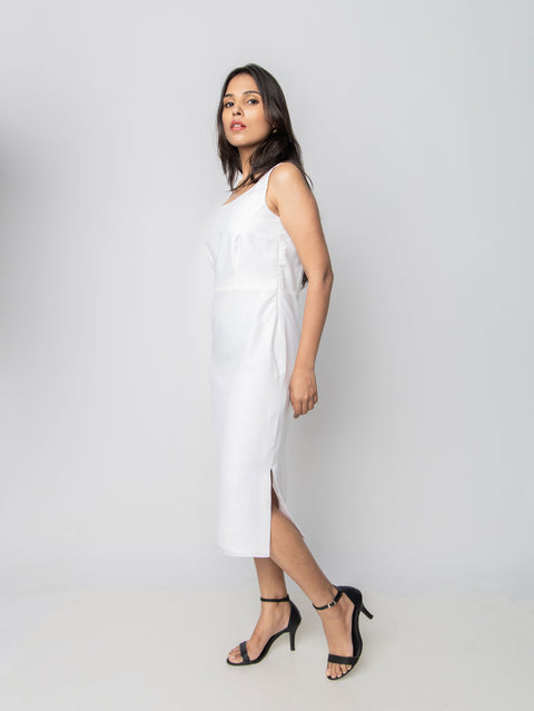 WHITE LINEN STRAIGHT FIT DRESS