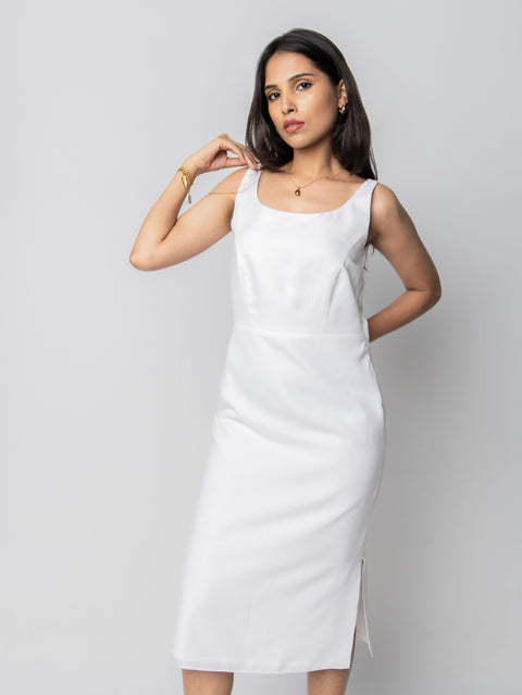 WHITE LINEN STRAIGHT FIT DRESS