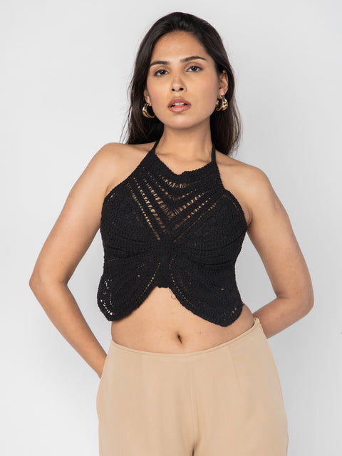 BLACK CROCHET HALTER TOP
