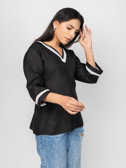 BLACK V-NECK KURTI