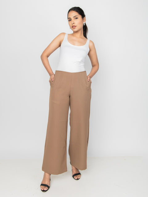 BROWN STRAIGHT FIT SEAMLESS PANTS