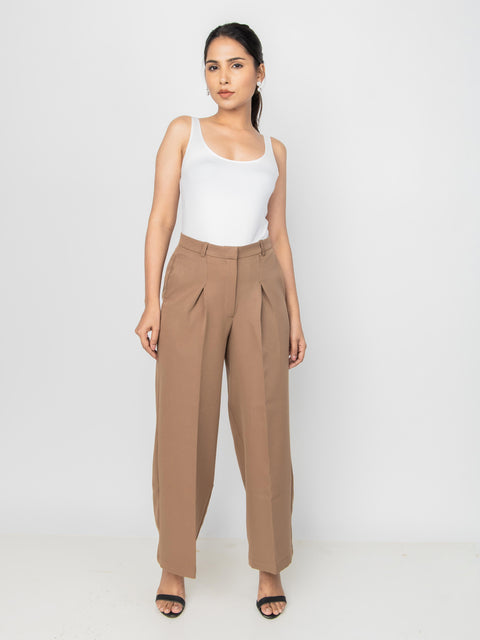 BROWN WIDE LEG PLEATED PANTS