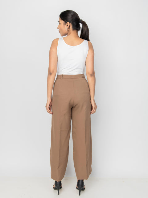 BROWN WIDE LEG PLEATED PANTS