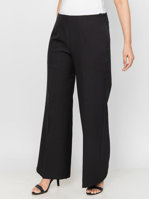 BLACK STRAIGHT FIT SEAMLESS PANTS