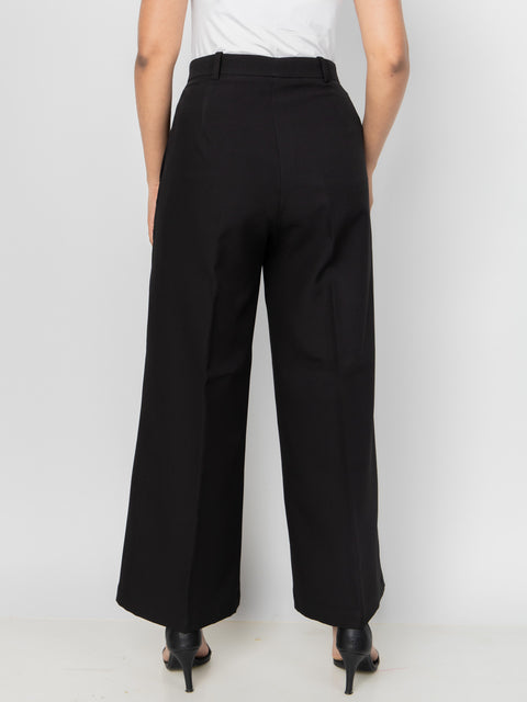 BLACK WIDE LEG PLEATED PANTS